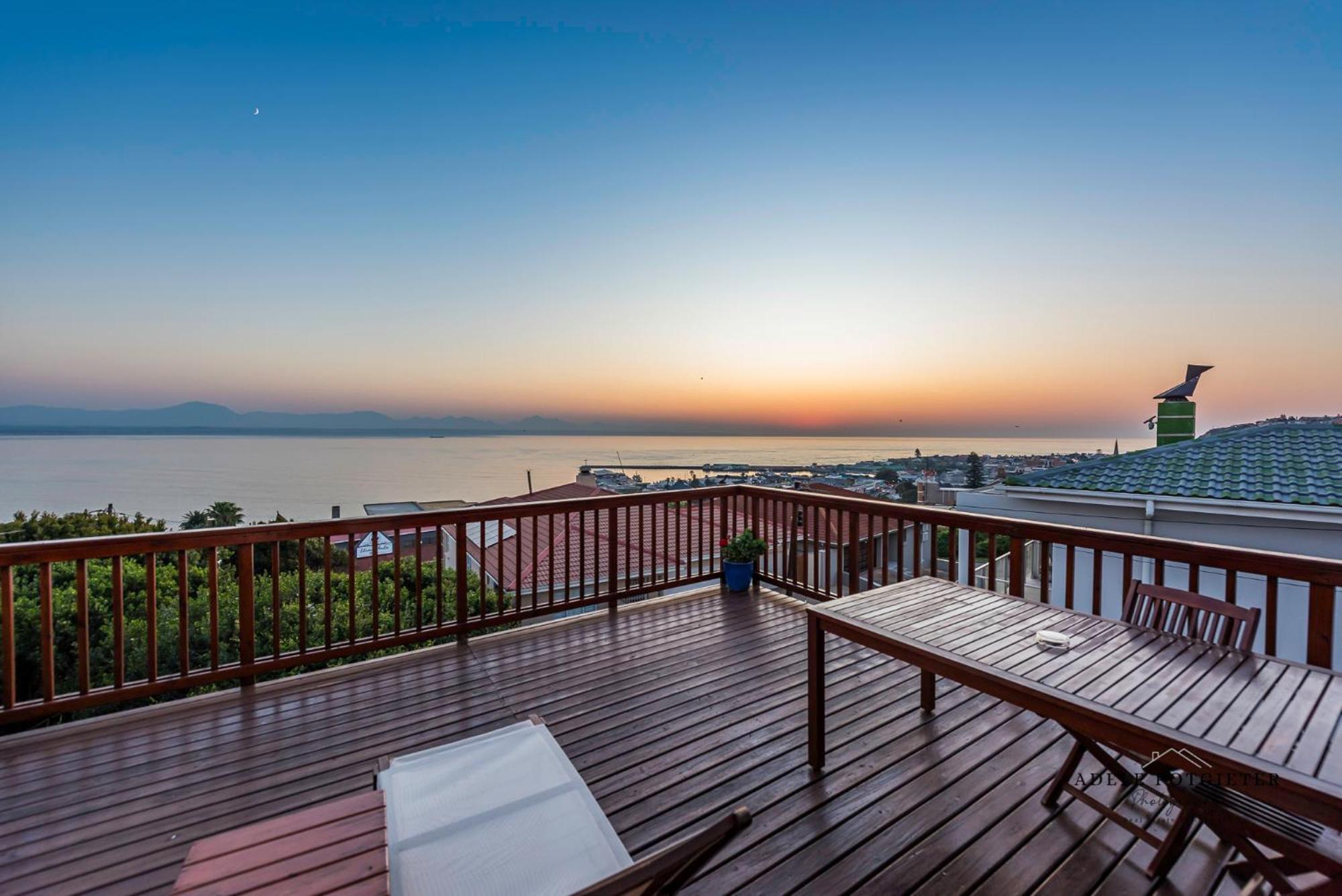 Aquamarine Guest House Mossel Bay Exterior photo