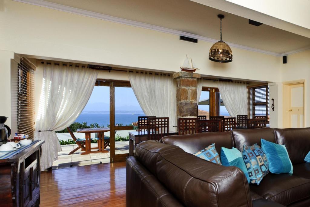 Aquamarine Guest House Mossel Bay Exterior photo