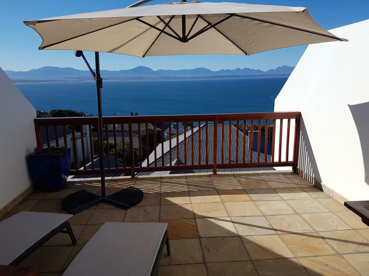 Aquamarine Guest House Mossel Bay Exterior photo